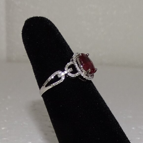 STUNNING DESIGN!! DIAMONDS & RUBY14K RING - Picture 10 of 11
